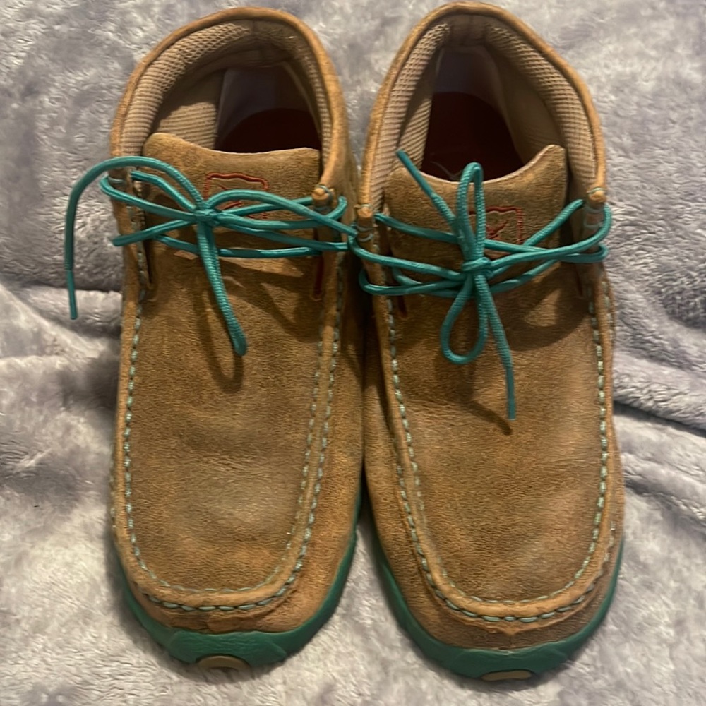 Twisted x size 8.5